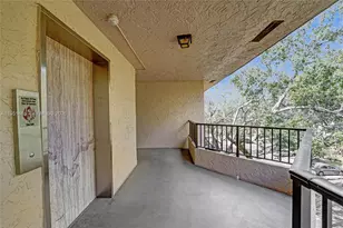 10501 W Broward Blvd, Plantation, FL 33324 - Photo 4