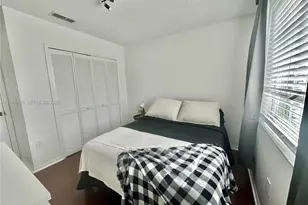 18715 NW 1st St, Pembroke Pines, FL 33029 - Photo 26