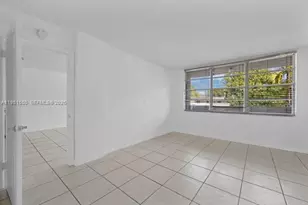 2175 NE 170th St, North Miami Beach, FL 33162 - Photo 12