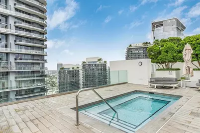 1010 Brickell Ave #1710, Miami, FL 33131 - Photo 20