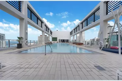151 SE 1st St #1706, Miami, FL 33131 - Photo 14