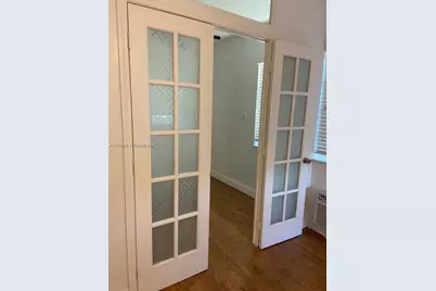 1995 Marseille Dr #4, Miami Beach, FL 33141 - Photo 2