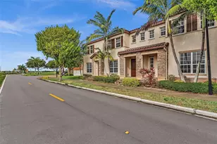 17161 SW 96th St, Miami, FL 33196 - Photo 2