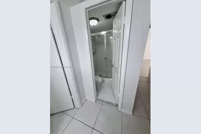 430 Commodore Dr #104, Plantation, FL 33325 - Photo 14