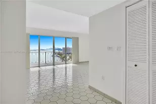 11111 Biscayne Blvd, Miami, FL 33181 - Photo 4