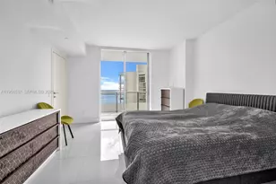 1300 Brickell Bay Dr, Miami, FL 33131 - Photo 20
