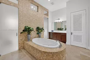 101 Holly Ln, Plantation, FL 33317 - Photo 48