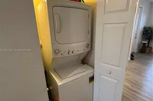 2819 SE 1st Dr, Homestead, FL 33033 - Photo 10