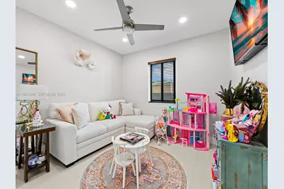 9365 SW 36th St, Miami, FL 33165 - Photo 14