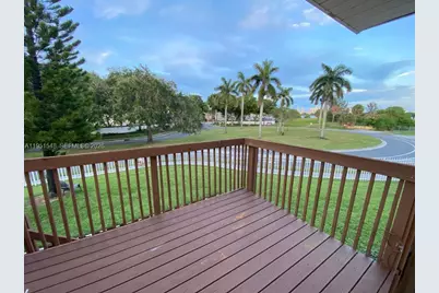 629 Executive Center Dr #J203, West Palm Beach, FL 33401 - Photo 16