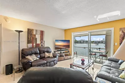 2200 Diana Dr #306, Hallandale Beach, FL 33009 - Photo 6