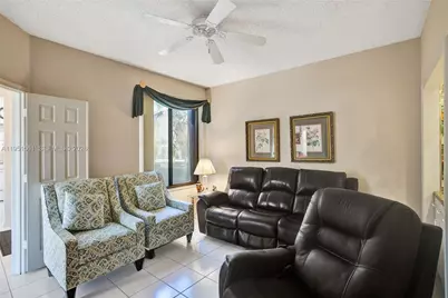 10530 NW 10th St #B-125, Plantation, FL 33322 - Photo 16