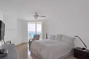 5025 Collins Ave, Miami Beach, FL 33140 - Photo 10
