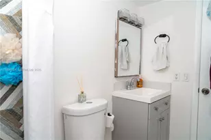 854 NW 87th Ave, Miami, FL 33172 - Photo 14