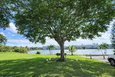 950 NE 199th St #2H, Miami, FL 33179 - Photo 20