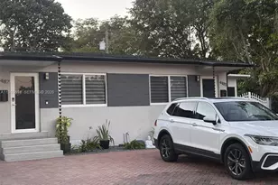 4485 SW 7th St, Miami, FL 33134 - Photo 2
