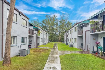 7411 SW 152nd Ave #6-206, Miami, FL 33193 - Photo 1