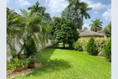 1905 Harbor View Cir, Weston, FL 33327 - Photo 30
