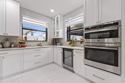 3521 W 92nd Pl, Hialeah, FL 33018 - Photo 10