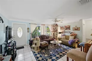 424 SW 7th Ave, Boynton Beach, FL 33435 - Photo 8