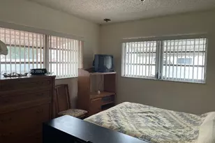 5300 Washington St, Hollywood, FL 33021 - Photo 10