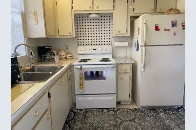 5300 Washington St #S111, Hollywood, FL 33021 - Photo 4