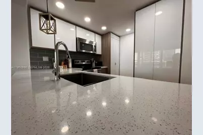 600 NE 36th St #1220, Miami, FL 33137 - Photo 14