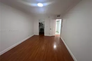 8290 Lake Dr, Doral, FL 33166 - Photo 16