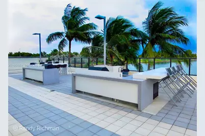 600 NE 36th St #514, Miami, FL 33137 - Photo 24