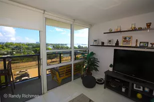 600 NE 36th St, Miami, FL 33137 - Photo 12