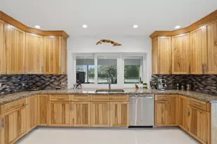 2918 Cleveland St, Hollywood, FL 33020 - Photo 12