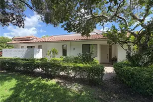 2538 Windsor Way Ct, Wellington, FL 33414 - Photo 4
