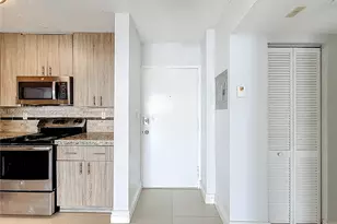 1800 NW 24th Ave, Miami, FL 33125 - Photo 8