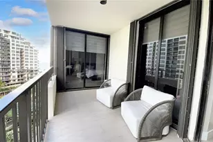 520 Brickell Key Dr, Miami, FL 33131 - Photo 4