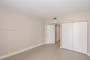 520 Brickell Key Dr, Miami, FL 33131 - Photo 18