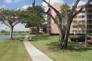 20840 San Simeon Way, Miami, FL 33179 - Photo 28