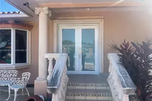 201 SW 51st Ct, Miami, FL 33134 - Photo 2