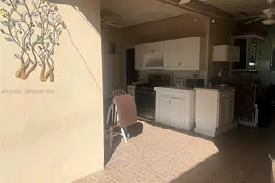 201 SW 51st Ct, Miami, FL 33134 - Photo 20