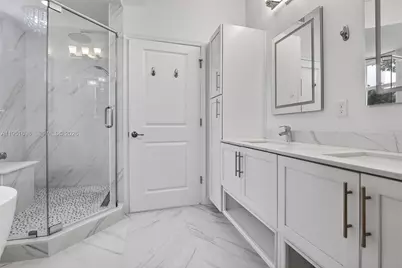 12444 NW 17th Mnr, Pembroke Pines, FL 33028 - Photo 28