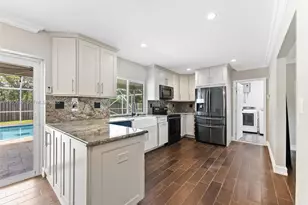 7400 NW 15th St, Plantation, FL 33313 - Photo 10