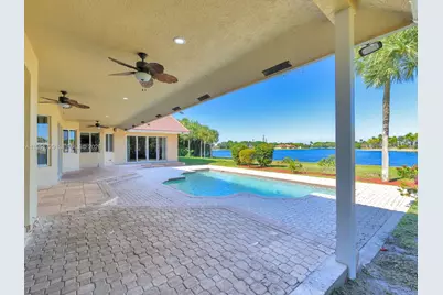 2710 Walkers Way, Weston, FL 33331 - Photo 38