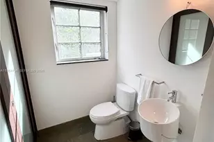 1520 Michigan Ave, Miami Beach, FL 33139 - Photo 6