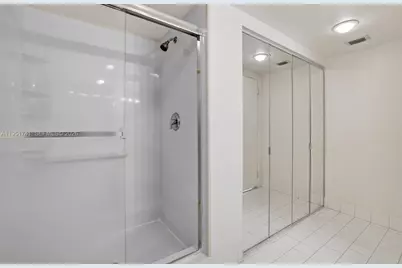3640 Yacht Club Dr #708, Aventura, FL 33180 - Photo 54