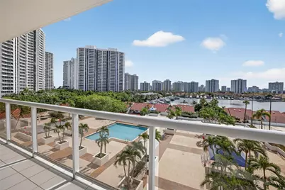 3640 Yacht Club Dr #708, Aventura, FL 33180 - Photo 18