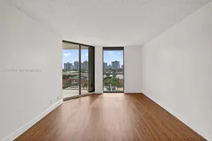 3640 Yacht Club Dr, Aventura, FL 33180 - Photo 40