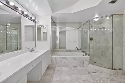 3640 Yacht Club Dr #708, Aventura, FL 33180 - Photo 42