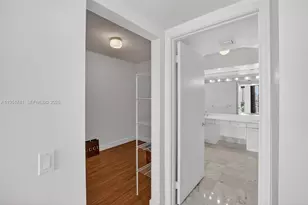 3640 Yacht Club Dr, Aventura, FL 33180 - Photo 44