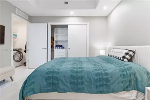 851 NE 1st Ave, Miami, FL 33132 - Photo 16