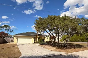 6229 Gainsboro Ave, Spring Hill, FL 34609 - Photo 4