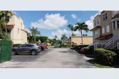 8620 NW 3rd Ln #506-5, Miami, FL 33126 - Photo 4